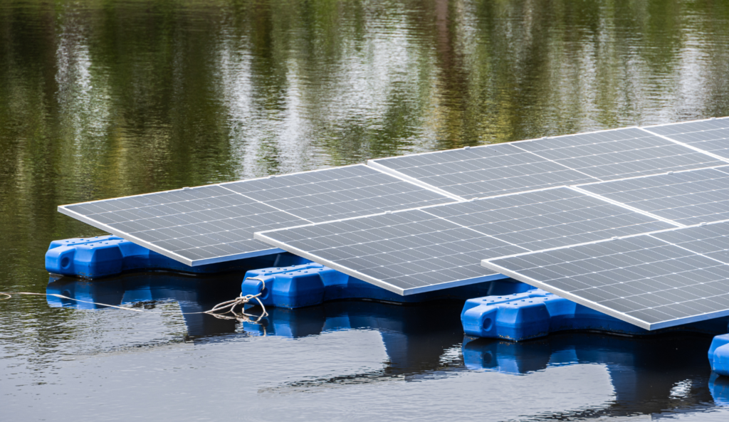 floating solar panels